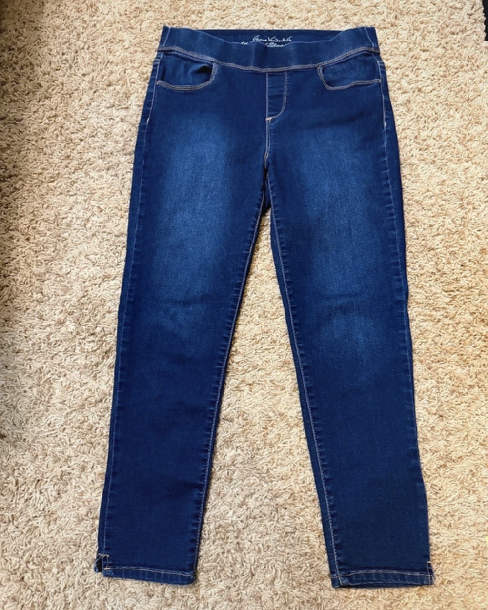 Cropped Pants